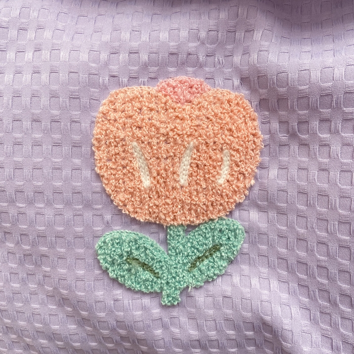 91家纺网 家纺一手货源 找家纺 慕澄 2023新款高克重小清新华夫格毛巾绣系列四件套 小花-紫+米黄