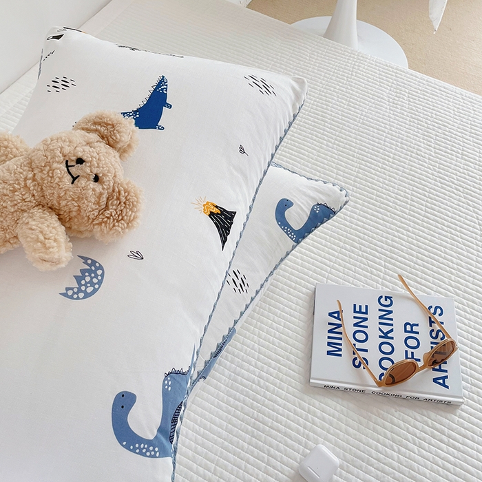 91家纺网 家纺一手货源 找家纺 洋铭区 2023新款双层纱枕套 萌翻小宇宙1