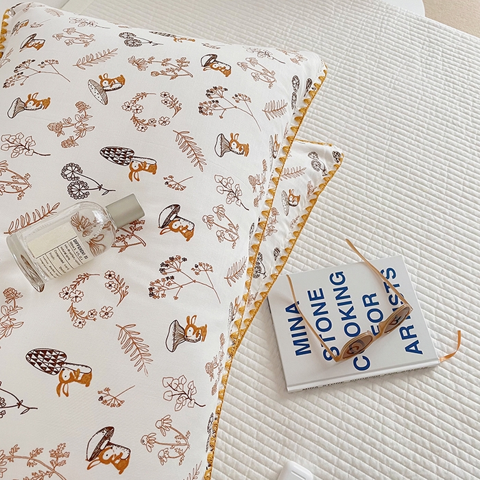 91家纺网 家纺一手货源 找家纺 洋铭区 2023新款双层纱枕套 蘑菇森林1