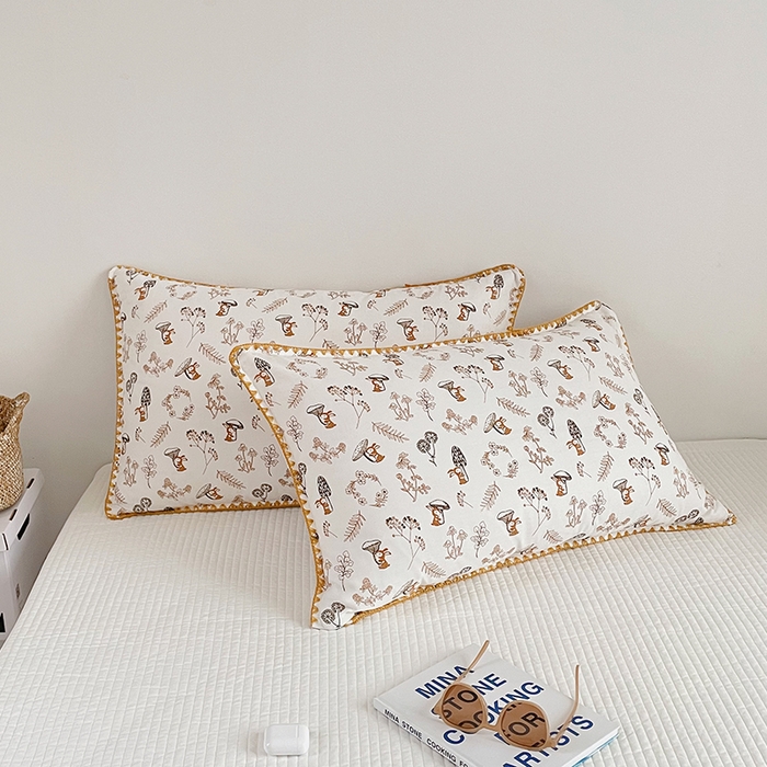 91家纺网 家纺一手货源 找家纺 洋铭区 2023新款双层纱枕套 蘑菇森林1