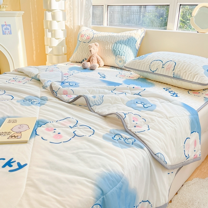 91家纺网 家纺一手货源 找家纺 沐慕2023新款凉感丝夏被四件套 爱心小兔