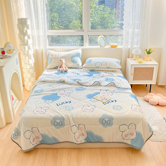 91家纺网 家纺一手货源 找家纺 沐慕2023新款凉感丝夏被四件套 爱心小兔