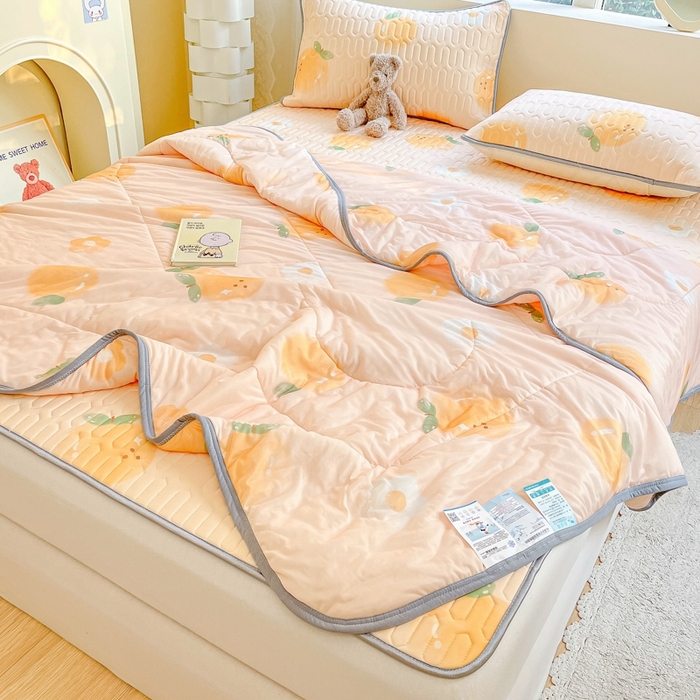 91家纺网 家纺一手货源 找家纺 沐慕2023新款凉感丝夏被四件套 小橘子