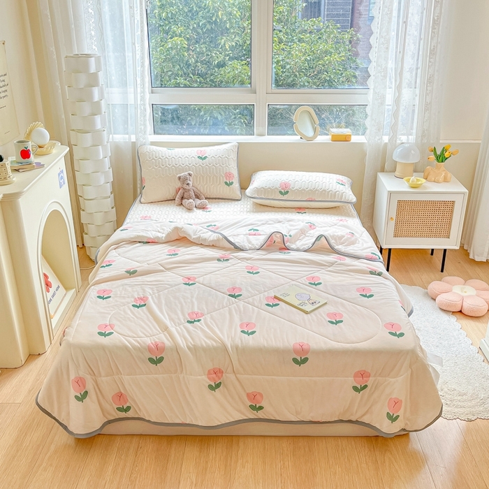 91家纺网 家纺一手货源 找家纺 沐慕2023新款凉感丝夏被四件套 郁金香