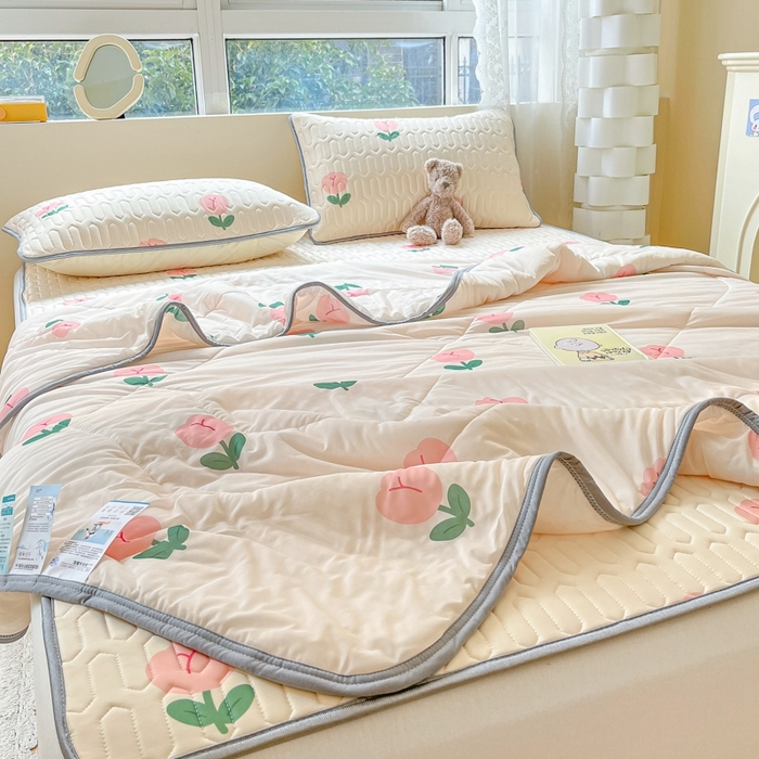 91家纺网 家纺一手货源 找家纺 沐慕2023新款凉感丝夏被四件套 郁金香