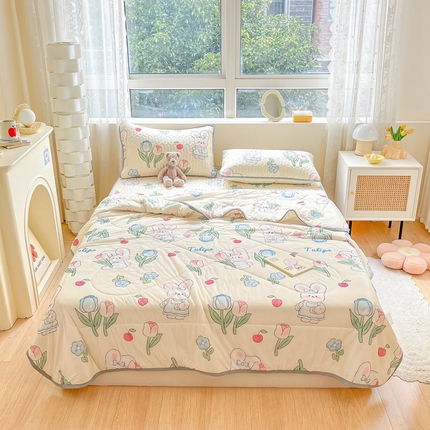 91家纺网 家纺一手货源 找家纺 沐慕2023新款凉感丝夏被四件套 郁金香小兔