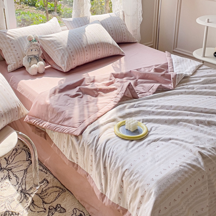 91家纺网 家纺一手货源 找家纺 金丝鸟 2023新款全棉大豆夏被四件套 烟雨枫间