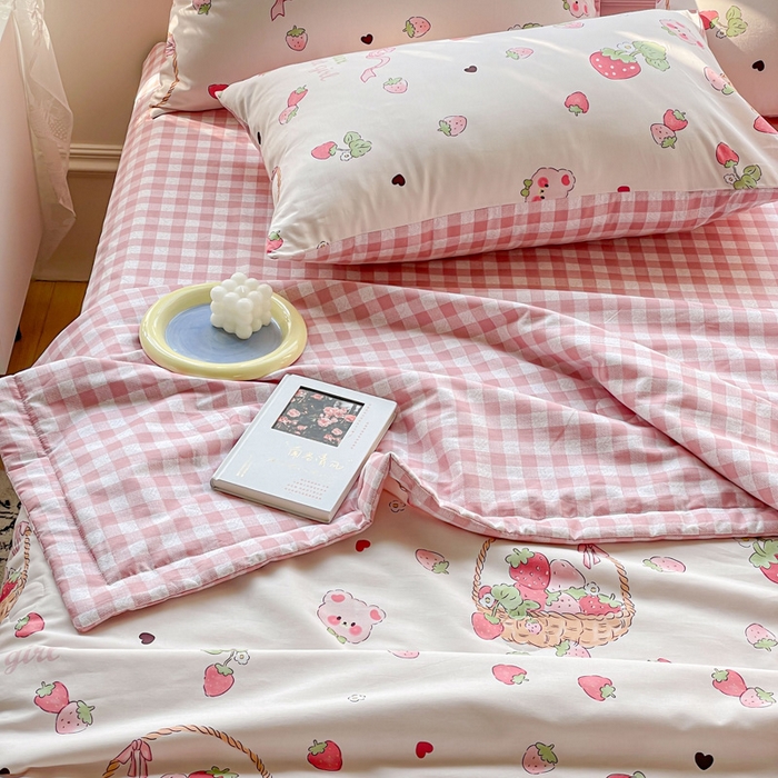 91家纺网 家纺一手货源 找家纺 金丝鸟 2023新款全棉大豆夏被四件套 草莓篮子