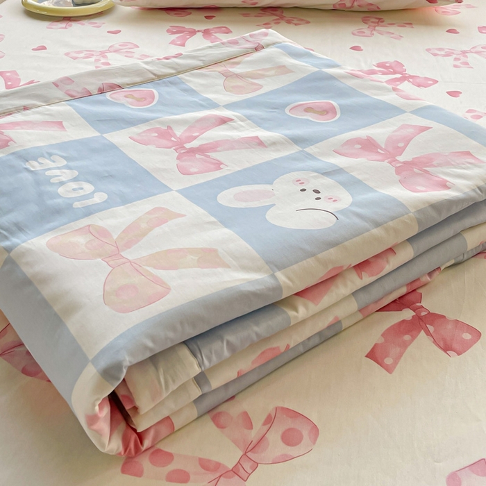 91家纺网 家纺一手货源 找家纺 金丝鸟 2023新款全棉大豆夏被四件套 领结兔