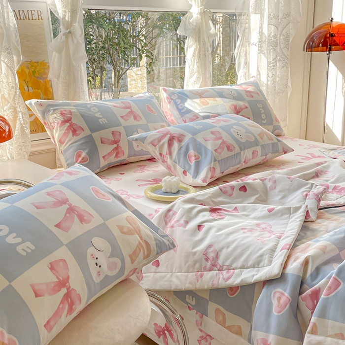 91家纺网 家纺一手货源 找家纺 金丝鸟 2023新款全棉大豆夏被四件套 领结兔