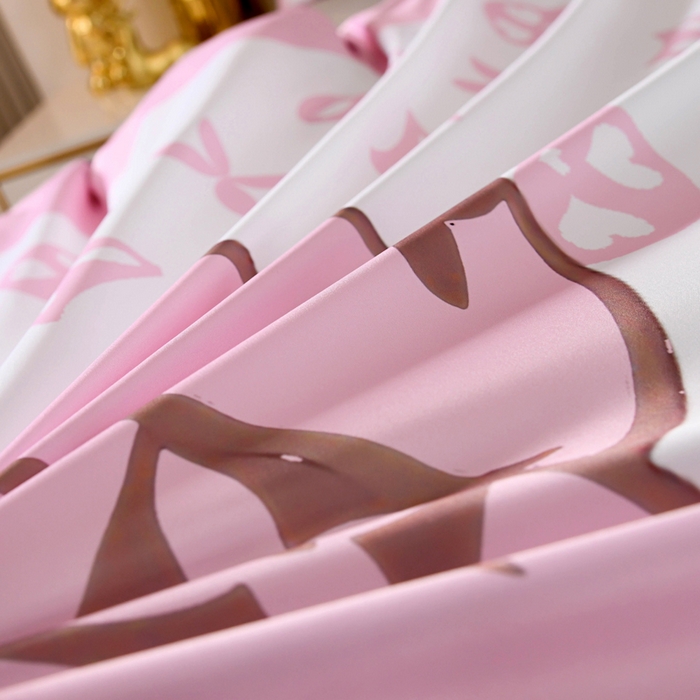 91家纺网 家纺一手货源 找家纺 爵仕 2023新款卡通暴力熊系列真丝四件套 粉熊