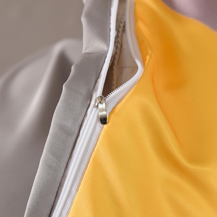 91家纺网 家纺一手货源 找家纺 爵仕 2023新款卡通暴力熊系列真丝四件套 黄熊