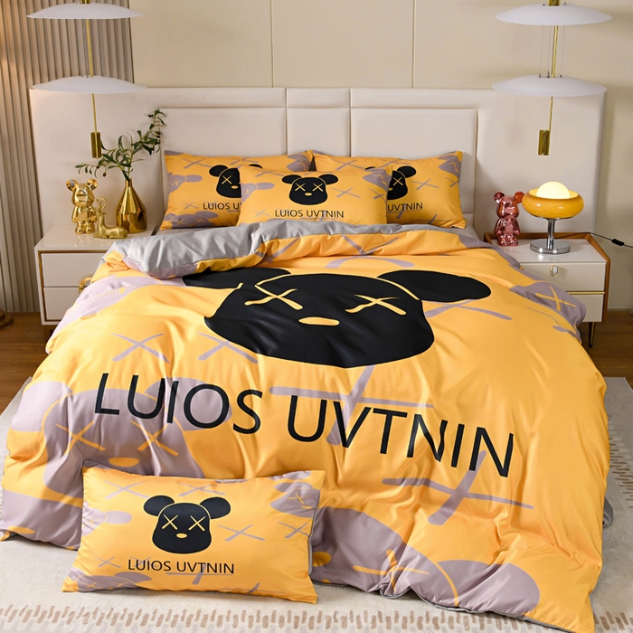 91家纺网 家纺一手货源 找家纺 爵仕 2023新款卡通暴力熊系列真丝四件套 黄熊