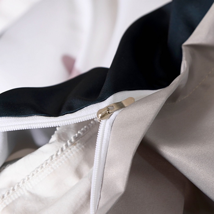 91家纺网 家纺一手货源 找家纺 爵仕 2023新款卡通暴力熊系列真丝四件套 黑头熊