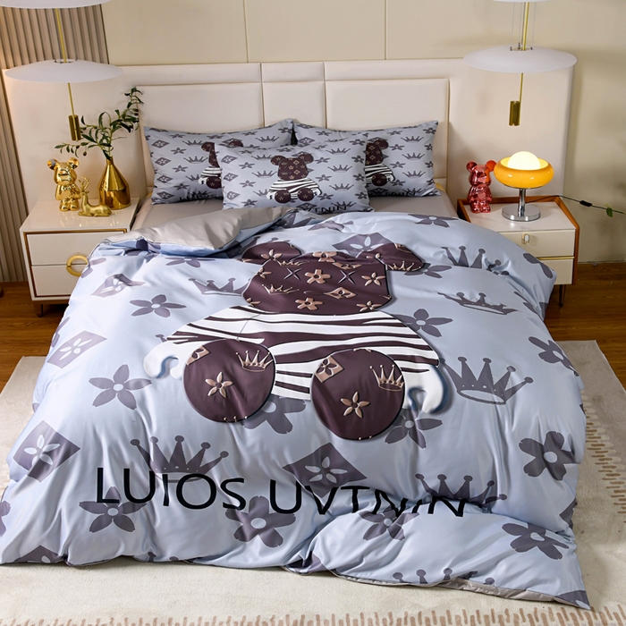 91家纺网 家纺一手货源 找家纺 爵仕 2023新款卡通暴力熊系列真丝四件套 灰熊