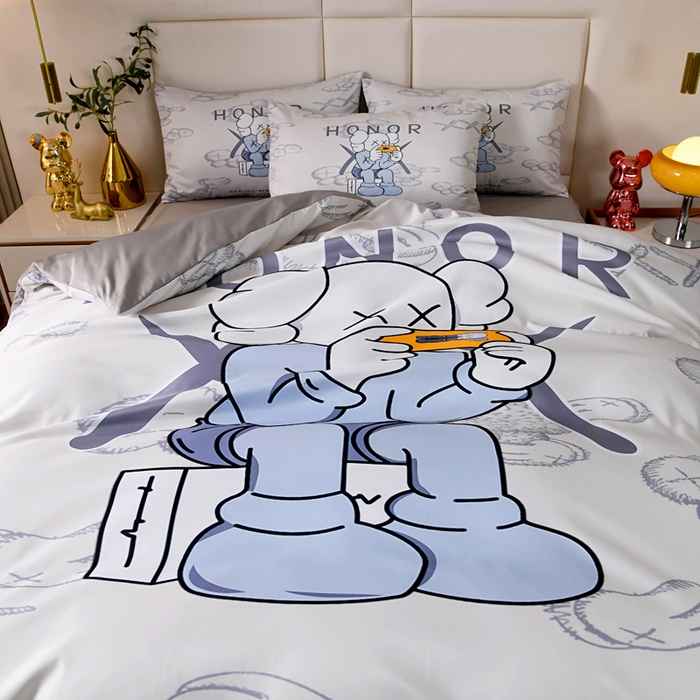 91家纺网 家纺一手货源 找家纺 爵仕 2023新款卡通暴力熊系列真丝四件套 游戏仔