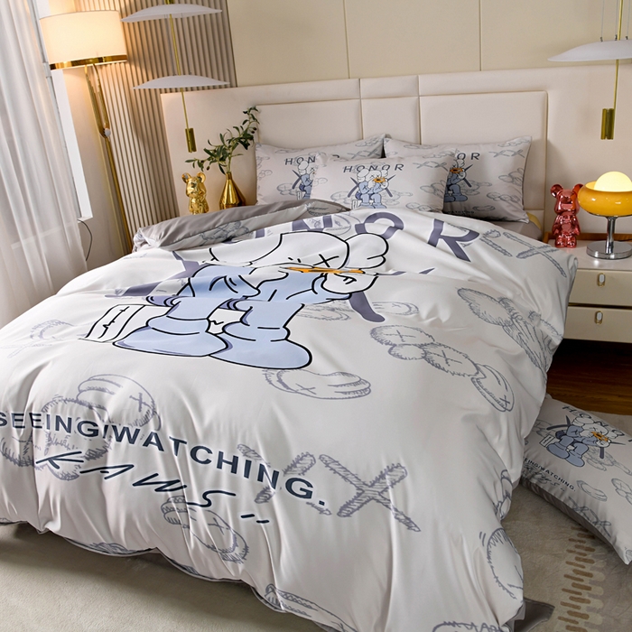 91家纺网 家纺一手货源 找家纺 爵仕 2023新款卡通暴力熊系列真丝四件套 游戏仔