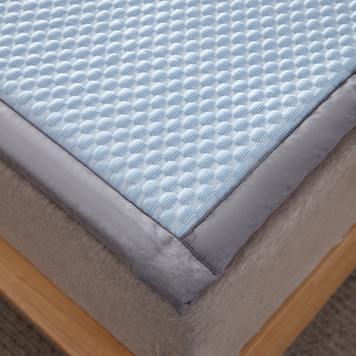 91家纺网 家纺一手货源 找家纺 （总）北辰 2023新款3D凉感豆豆凉席地垫床垫-床边