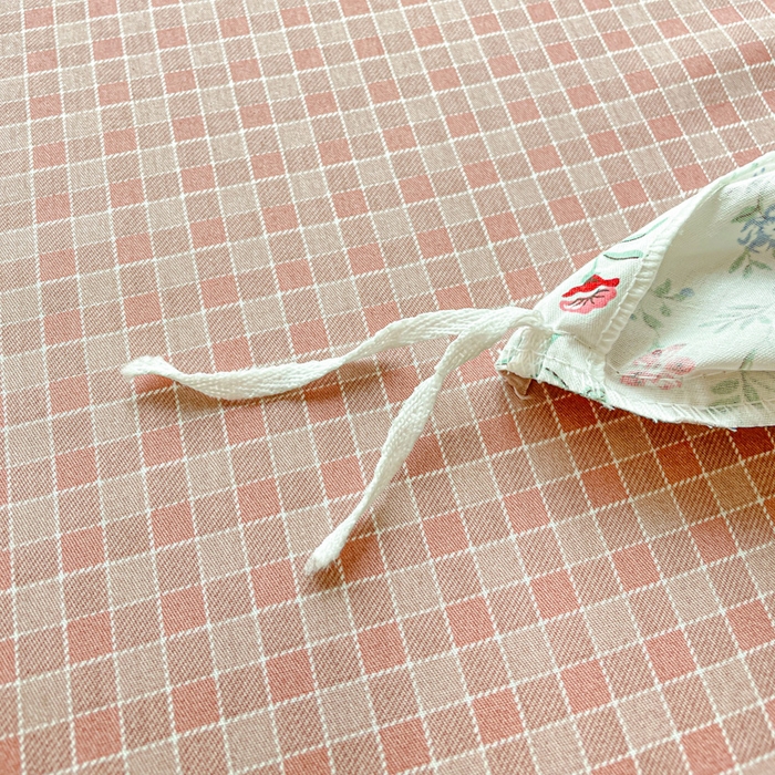 91家纺网 家纺一手货源 找家纺 金丝鸟 2023新款全棉小碎花四件套系列 点点浓香