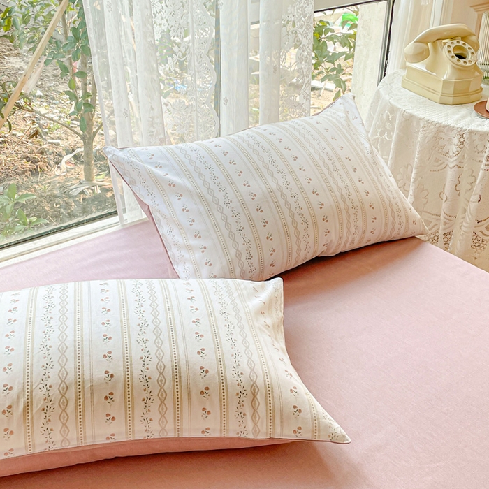 91家纺网 家纺一手货源 找家纺 金丝鸟 2023新款全棉小碎花四件套系列 烟雨枫间