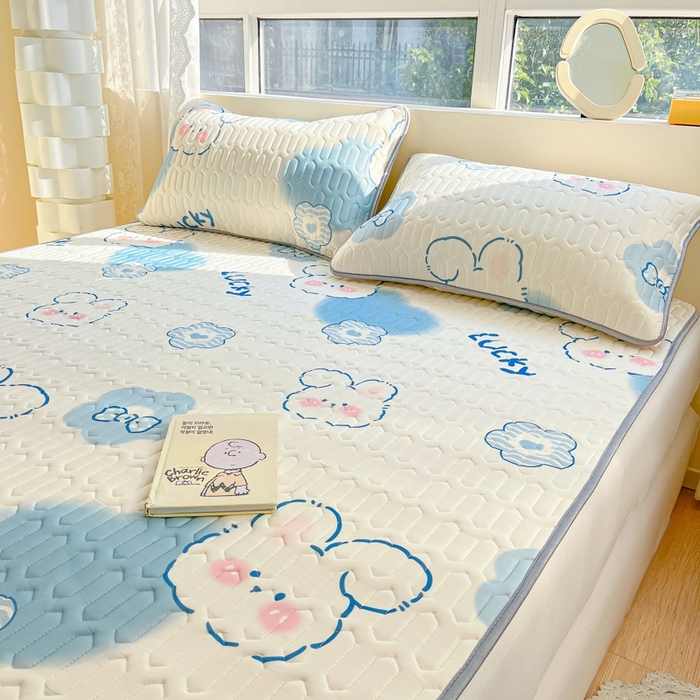 91家纺网 家纺一手货源 找家纺 2023新款乳胶凉席 爱心小兔