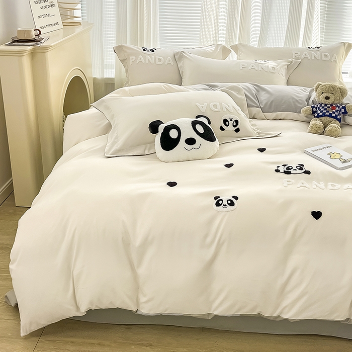 91家纺网 家纺一手货源 找家纺 娜娜 2023新款韩版毛巾绣四件套-熊猫 熊猫嘟嘟-白灰