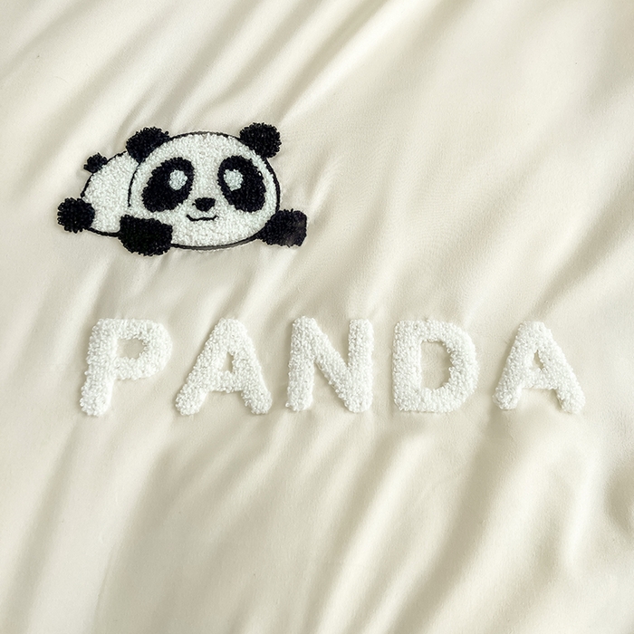 91家纺网 家纺一手货源 找家纺 娜娜 2023新款韩版毛巾绣四件套-熊猫 熊猫嘟嘟-白灰