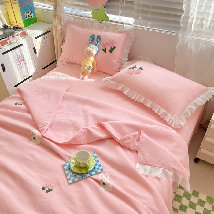 91家纺网 家纺一手货源 找家纺 2023新款夏被四件套 花花白兔-粉