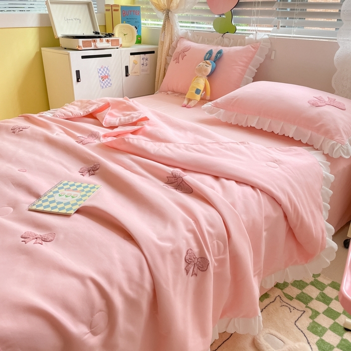 91家纺网 家纺一手货源 找家纺 2023新款夏被四件套 蝴蝶结-粉