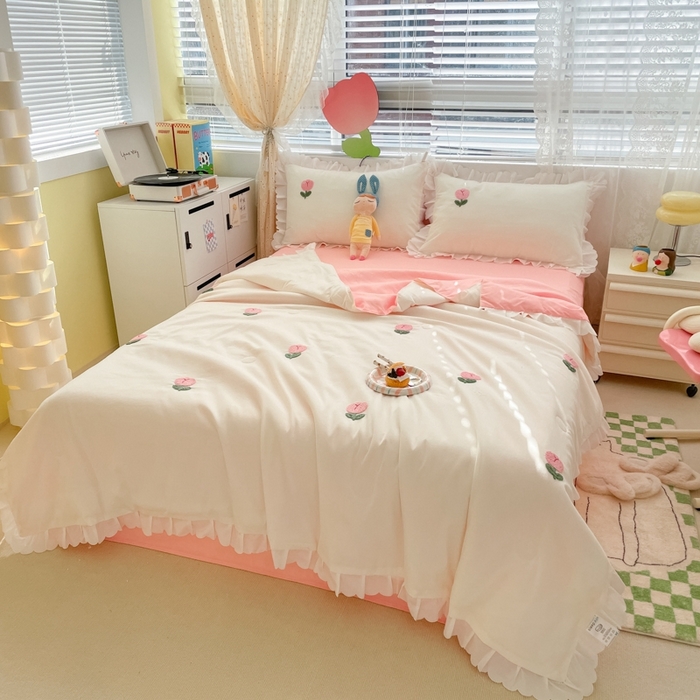 91家纺网 家纺一手货源 找家纺 2023新款夏被四件套 郁金香-白