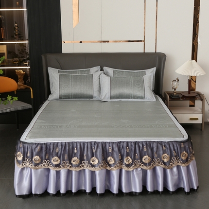 91家纺网 家纺一手货源 找家纺 能好 2024新款提花冰藤床裙款凉席 格调 灰绿