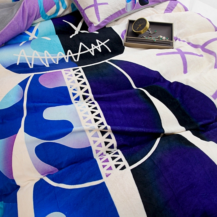 91家纺网 家纺一手货源 找家纺 爵仕 2023新款暴力熊系列牛奶绒四件套 潮流熊