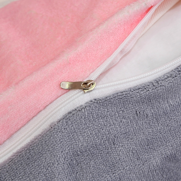 91家纺网 家纺一手货源 找家纺 爵仕 2023新款暴力熊系列牛奶绒四件套 暖暖粉