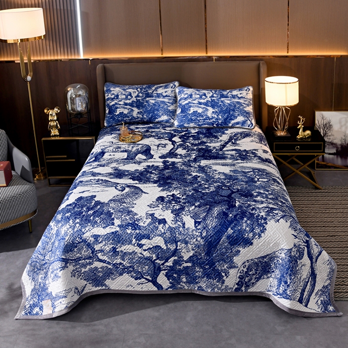 91家纺网 家纺一手货源 找家纺 爵仕家纺 2025新款高端加厚数码印花宝宝绒床盖三件套四季可用 大森林