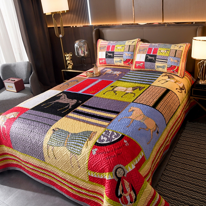 91家纺网 家纺一手货源 找家纺 爵仕家纺 2025新款高端加厚数码印花宝宝绒床盖三件套四季可用 皇室马