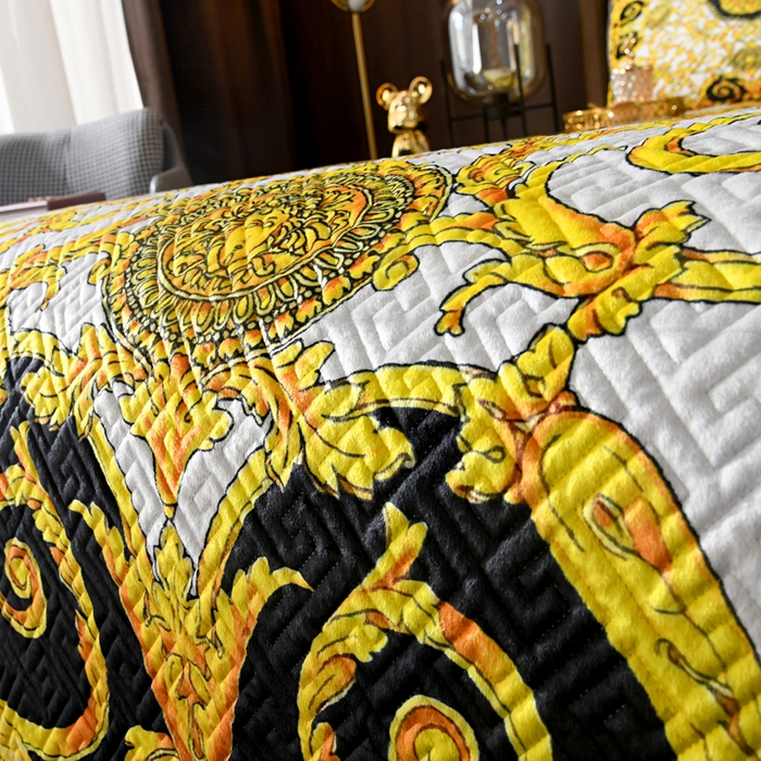 91家纺网 家纺一手货源 找家纺 爵仕家纺 2025新款高端加厚数码印花宝宝绒床盖三件套四季可用 金色盛典