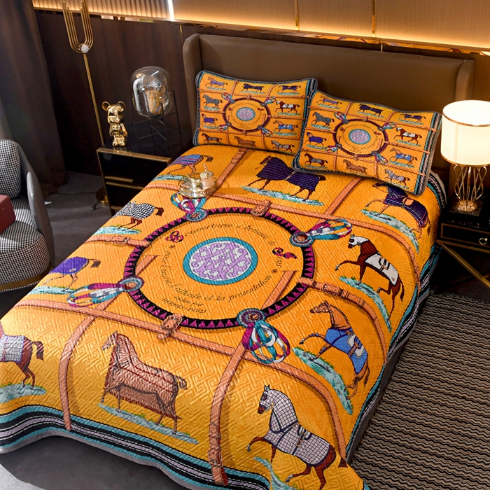 91家纺网 家纺一手货源 找家纺 爵仕家纺 2025新款高端加厚数码印花宝宝绒床盖三件套四季可用 十骏马