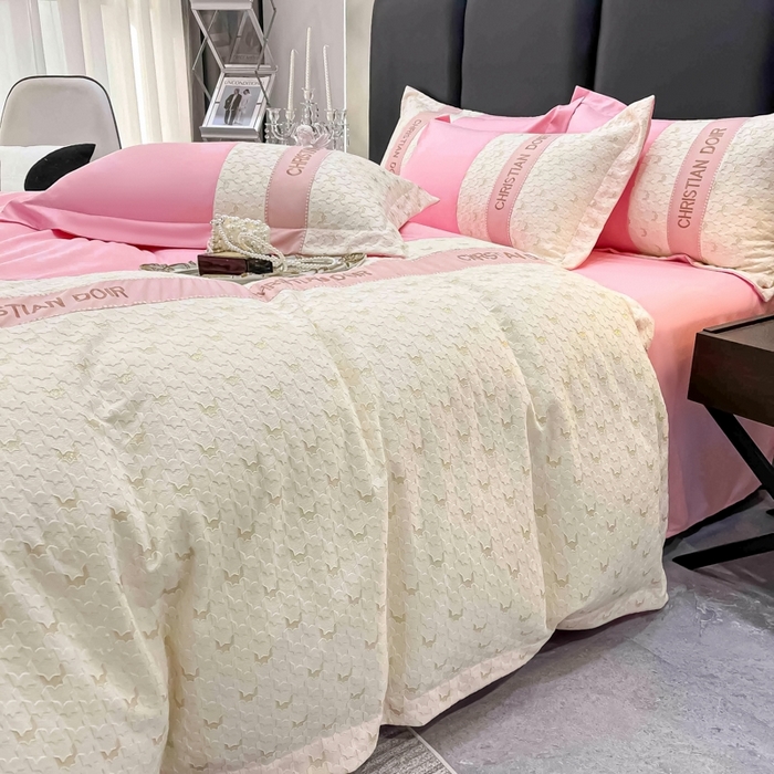 91家纺网 家纺一手货源 找家纺 （总）慕语 2023新款千禧格磨毛四件套