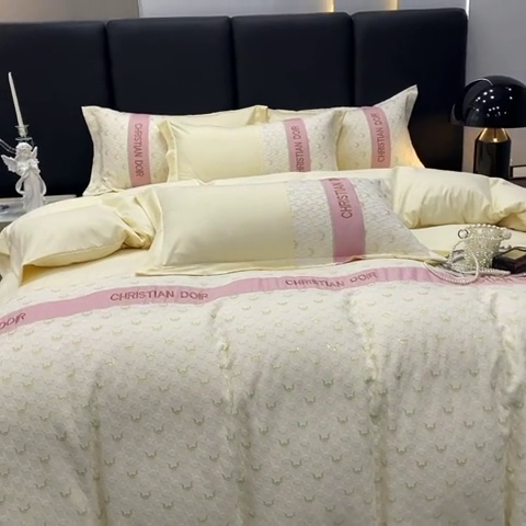 91家纺网 家纺一手货源 找家纺 慕语 2023新款千禧格磨毛四件套 千禧格-奶酪黄