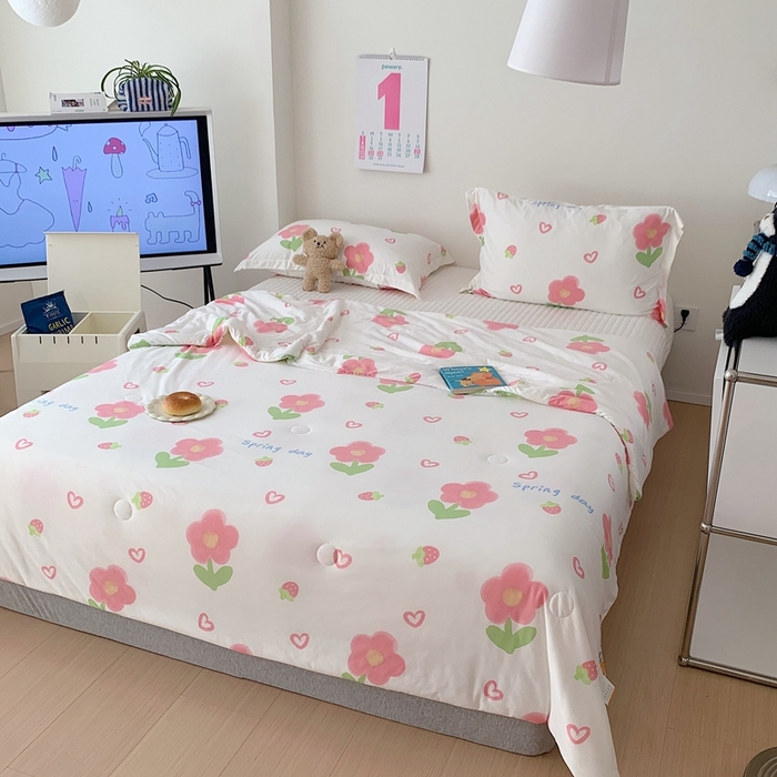 91家纺网 家纺一手货源 找家纺 顾里 2023新款牛奶针织棉夏被 韩国小花