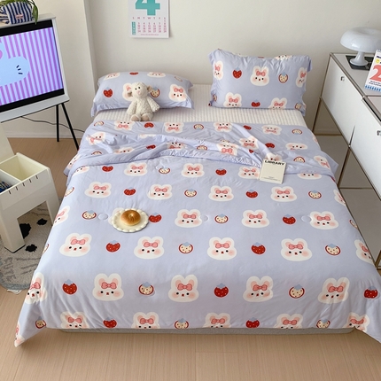 91家纺网 家纺一手货源 找家纺 （总）顾里 2023新款牛奶针织棉夏被