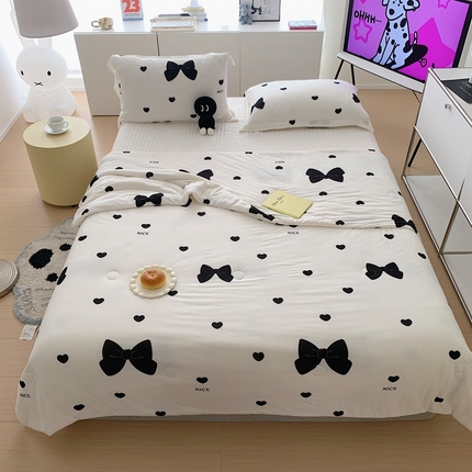 91家纺网 家纺一手货源 找家纺 （总）顾里 2023新款牛奶针织棉夏被