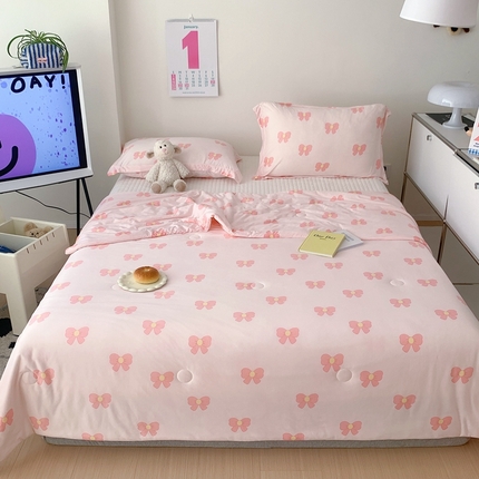 91家纺网 家纺一手货源 找家纺 （总）顾里 2023新款牛奶针织棉夏被