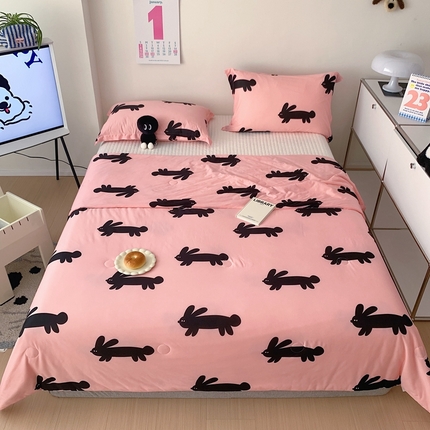 91家纺网 家纺一手货源 找家纺 （总）顾里 2023新款牛奶针织棉夏被