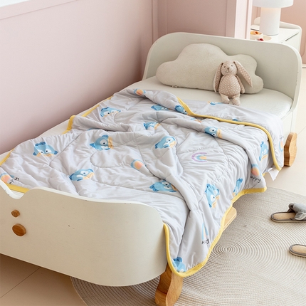 91家纺网 家纺一手货源 找家纺 （总）艾佳宝贝 2023新款春夏凉感丝儿童糖果夏被