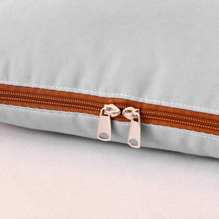 91家纺网 家纺一手货源 找家纺 阳光依佰 2023新款磨毛贴布绣四季款抱枕被-梦里兔 梦里兔-浅灰