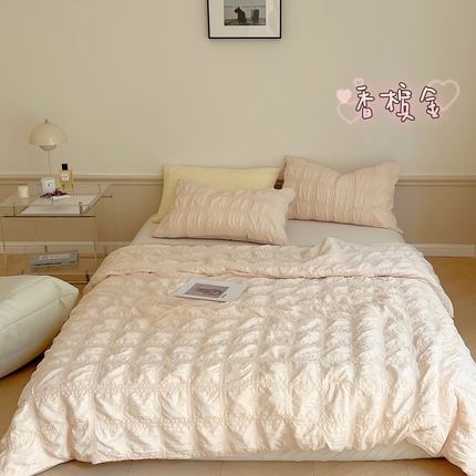 91家纺网 家纺一手货源 找家纺 顾里 2023新款仙女泡泡纱夏被 香槟金
