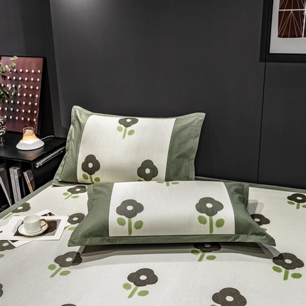 91家纺网 家纺一手货源 找家纺 全季家居 2023新款A类数码印花枕套 黑加仑