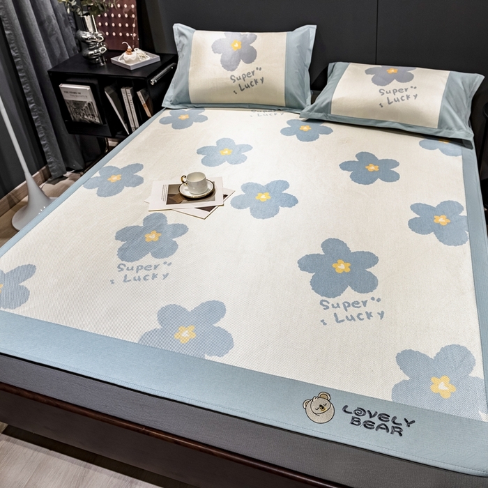 91家纺网 家纺一手货源 找家纺 全季家居 2023新款A类数码印花冰藤席三件套床笠款 床笠款-幸运花