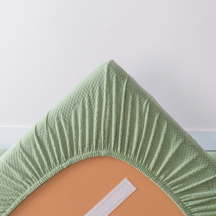 91家纺网 家纺一手货源 找家纺 千彤沙发垫 2023新款提花三叶草沙发笠 水绿